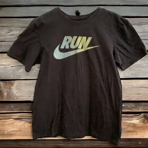 Nike Run Mens T-shirt - Picture 1 of 3